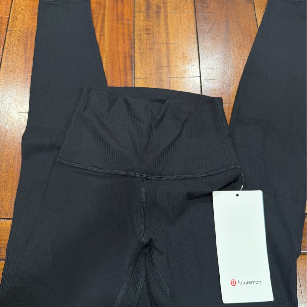 New Lululemon Align 28” Ribbed - Picture 2 of 2